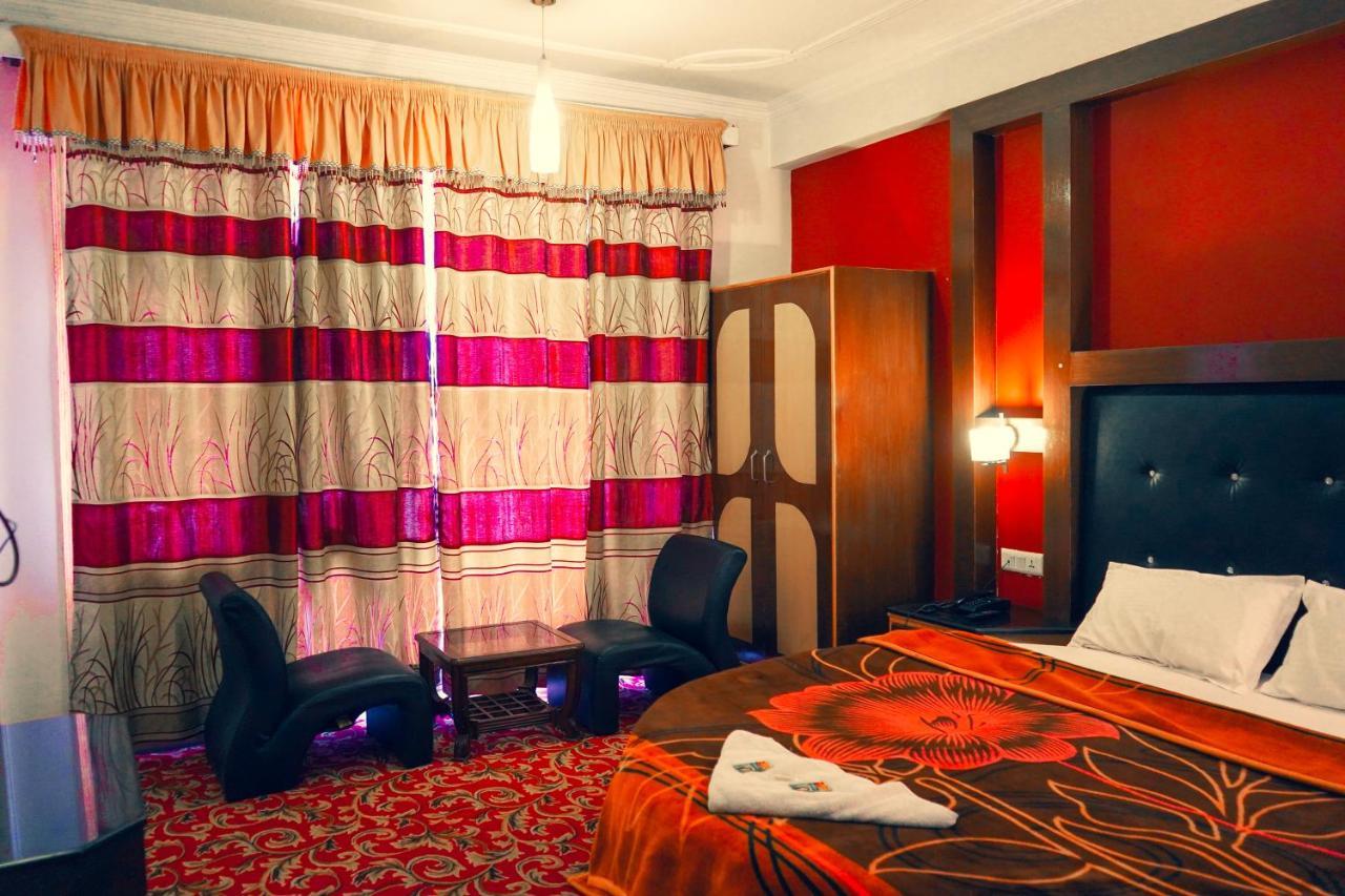 Hotel Akash Regency Manali  Exterior photo