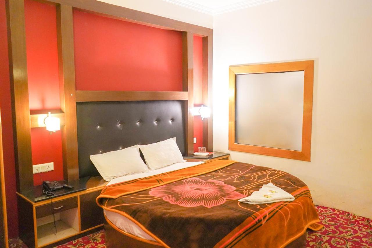 Hotel Akash Regency Manali  Exterior photo