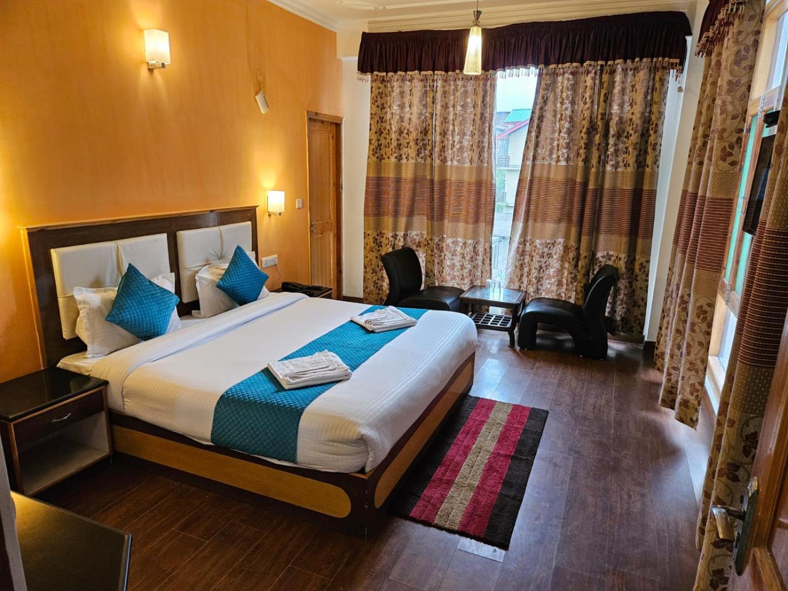 Hotel Akash Regency Manali  Exterior photo